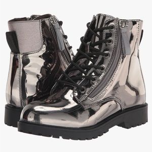 Steve Madden Unisex-Child Adaptive Rockk Ankle Boot NWOB